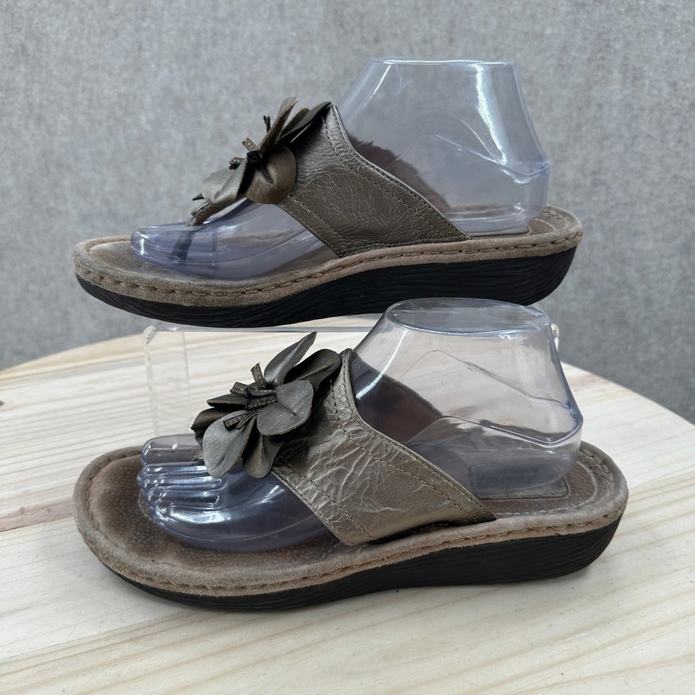 Clarks Artisan Sandals Women 10 Bronze Leather Floral Wedge Slides 31603